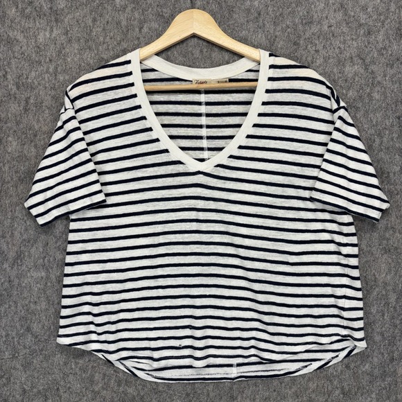 Faherty Tops - Faherty Oceanside Shirt Womens Small White Navy Stripe Linen V-Neck Short Sleeve